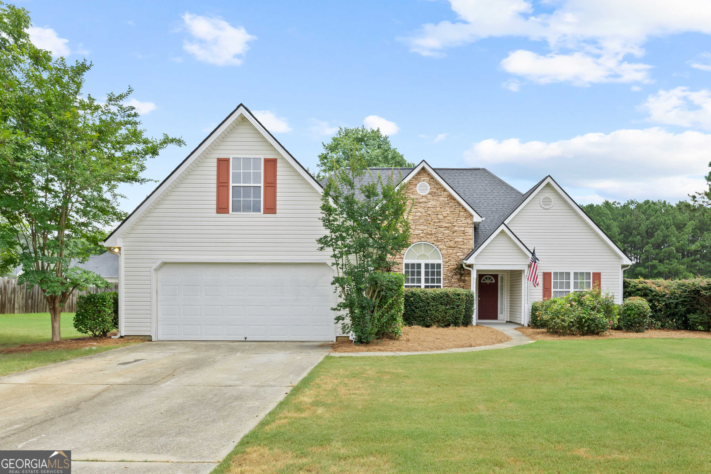 photo 3: 803 Winding Grove Lane, Loganville GA 30052