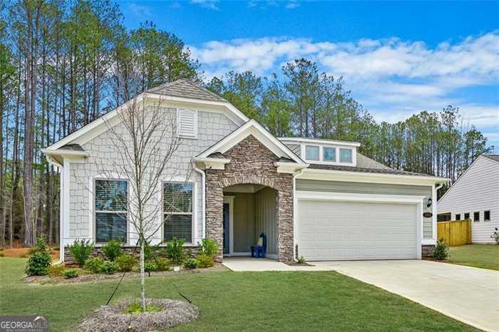 photo 1: 504 Colebrook Way, Peachtree City GA 30269