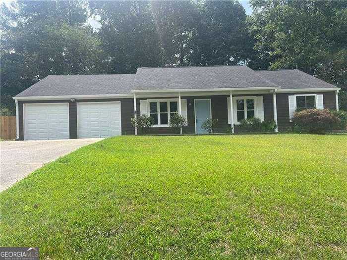 photo 2: 3576 Mill Creek Drive SW, Smyrna GA 30082