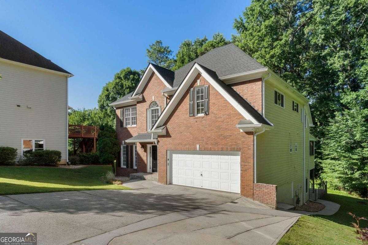 photo 1: 3244 Wyncroft Place, Peachtree Corners GA 30071