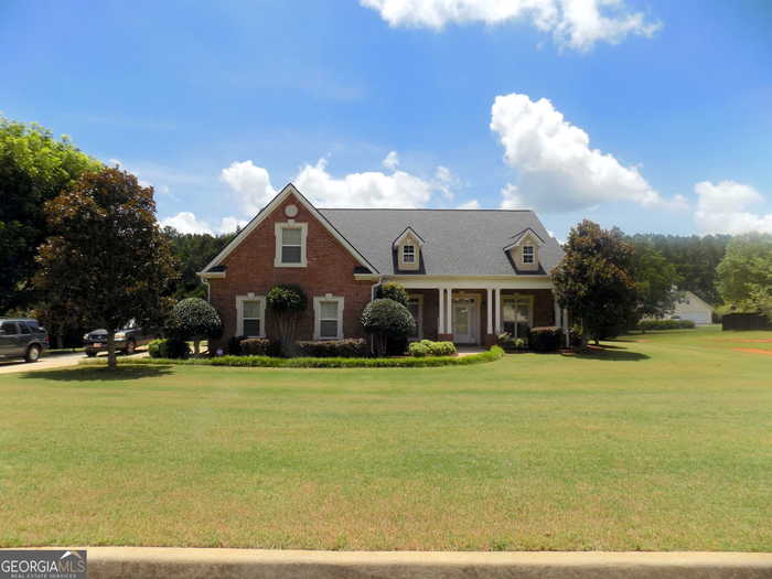 photo 1: 108 Constance Drive, Locust Grove GA 30248