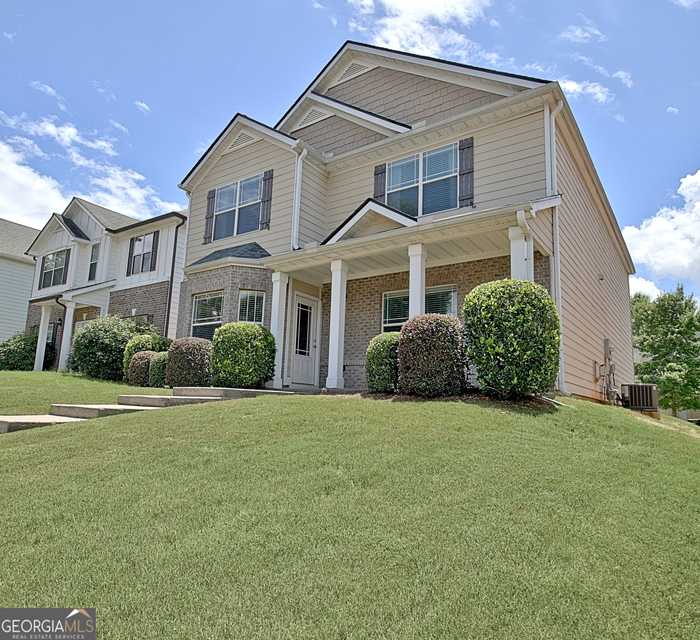 photo 2: 151 Stillwood Drive, Newnan GA 30265