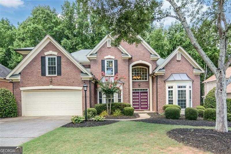 photo 1: 3675 Highcroft Circle, Peachtree Corners GA 30092