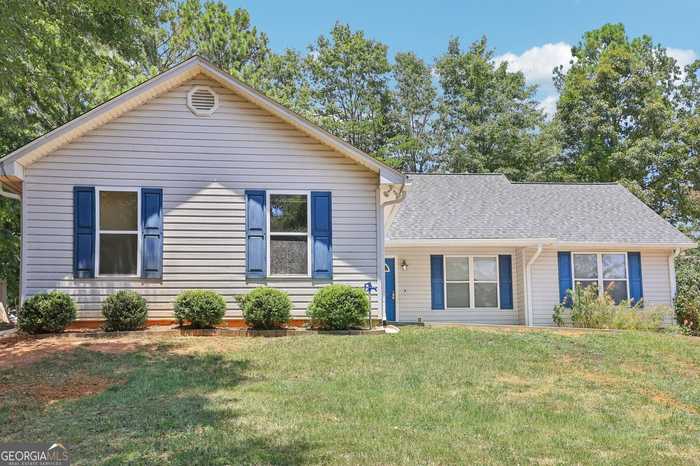 photo 2: 6545 Crystal Cove Trail, Gainesville GA 30506