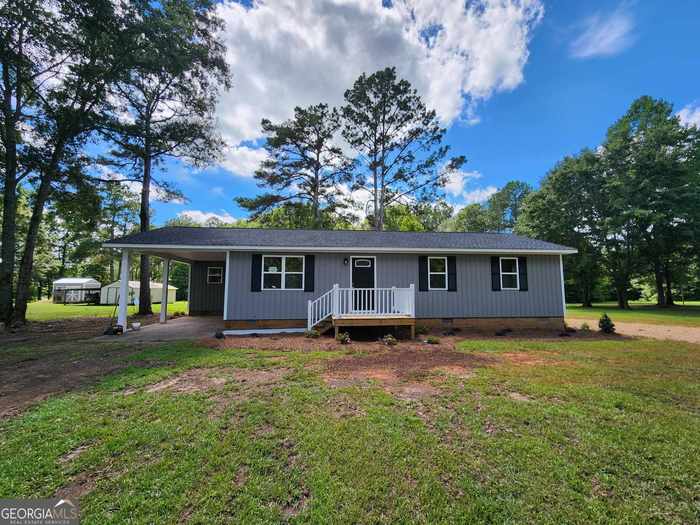 photo 1: 393 Oak Ridge Drive, Thomaston GA 30286