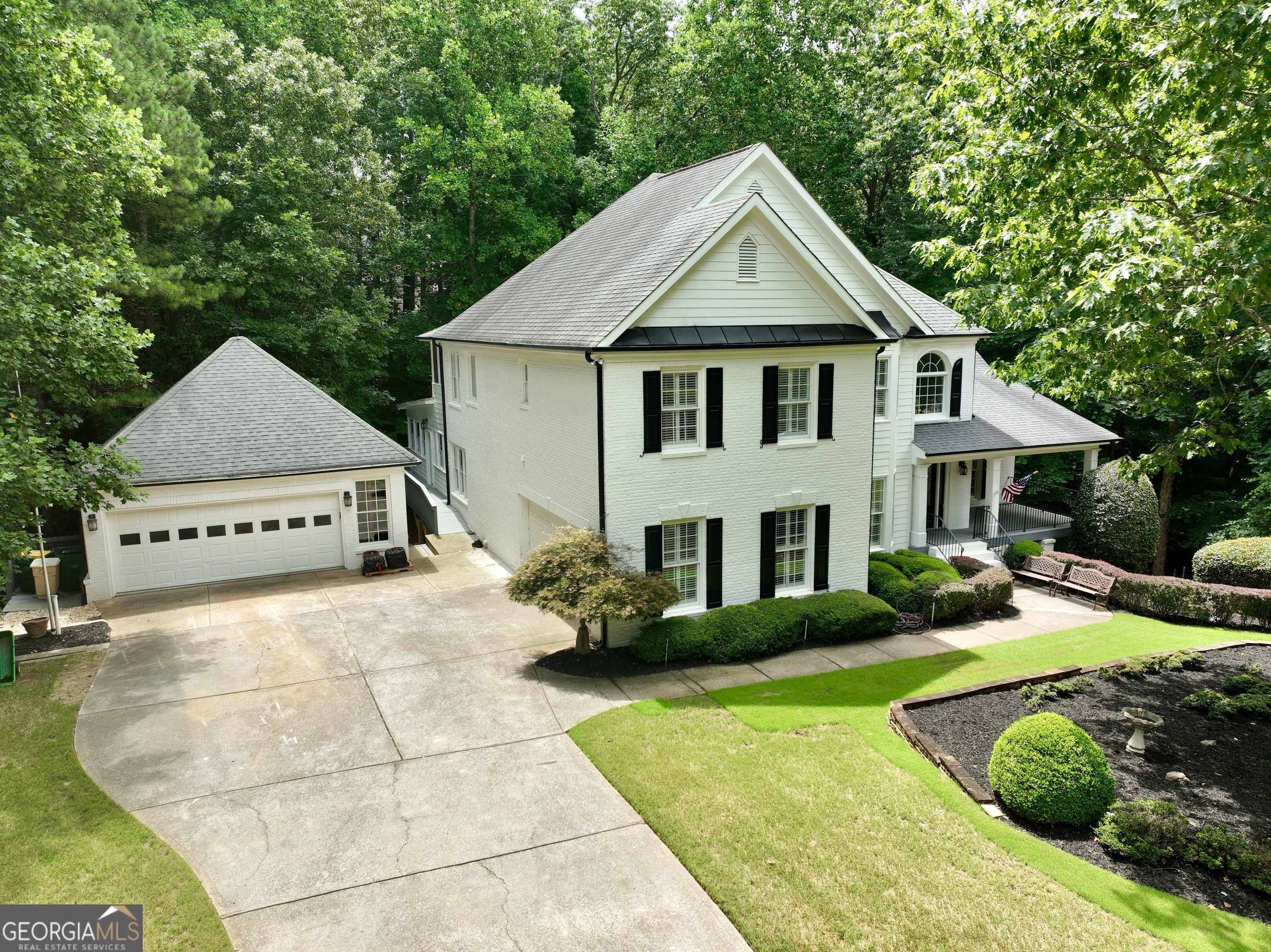 photo 3: 200 Windermere Estates Court, Canton GA 30114