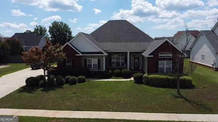 photo 2: 300 Lovorn Circle, Warner Robins GA 31088