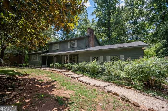 photo 2: 555 Riverhill Drive, Athens GA 30606