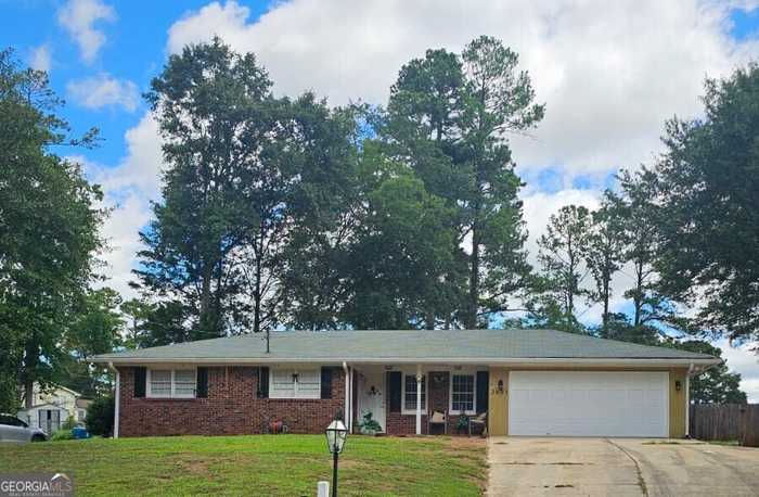 photo 1: 2671 Kings Circle, Lawrenceville GA 30044