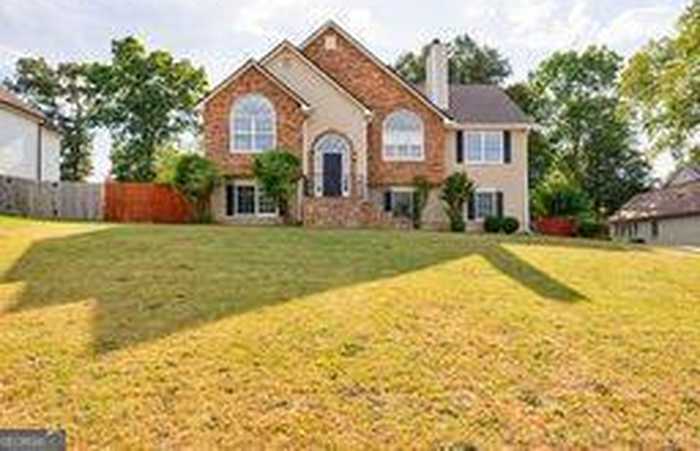 photo 1: 28 MEADOWBRIDGE, Cartersville GA 30120