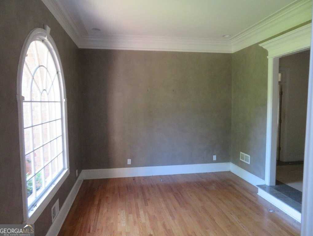 photo 3: 330 Hidden Oak Court SW, Atlanta GA 30331