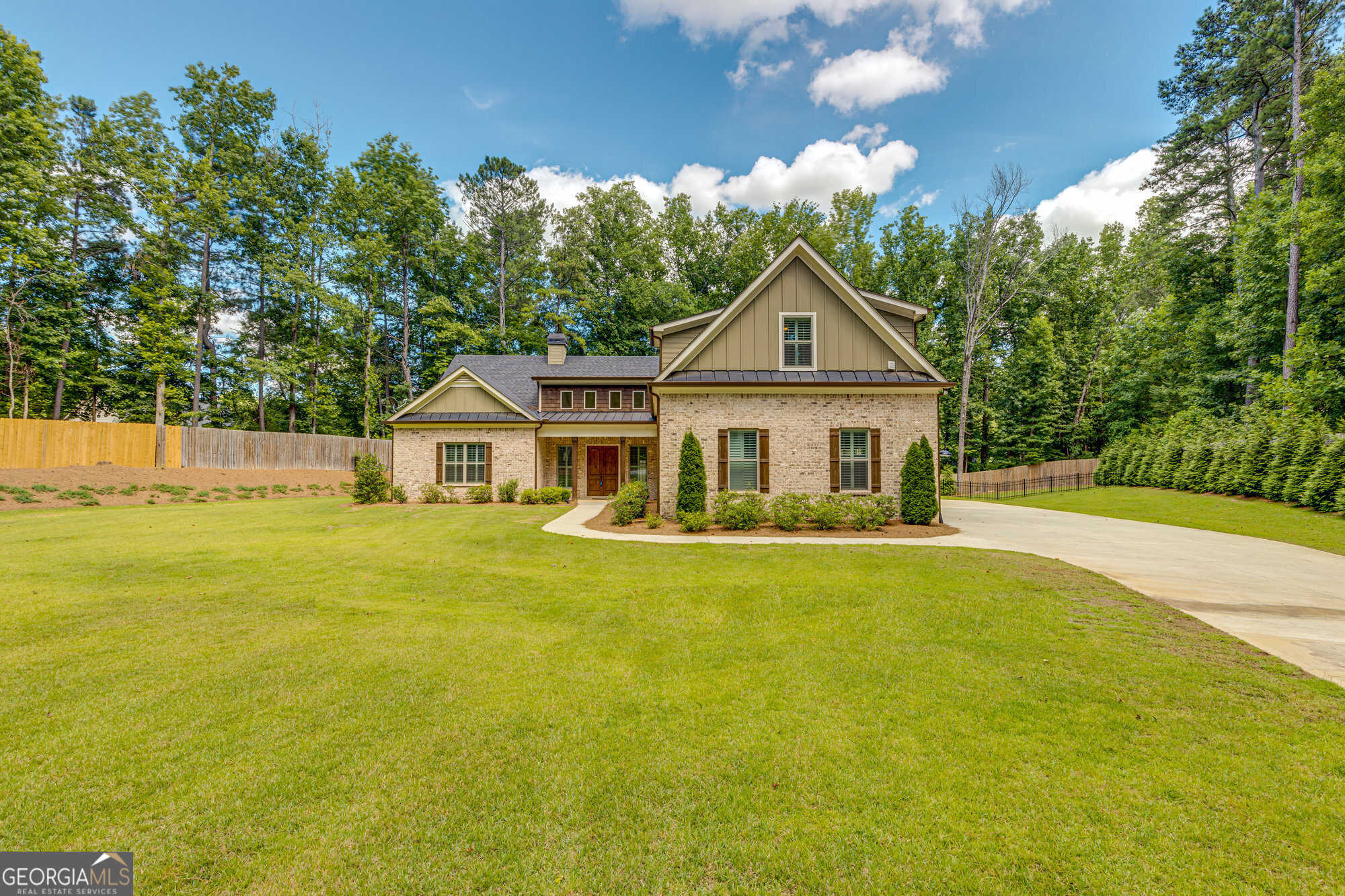 photo 2: 1595 Azalea Drive, Lawrenceville GA 30043