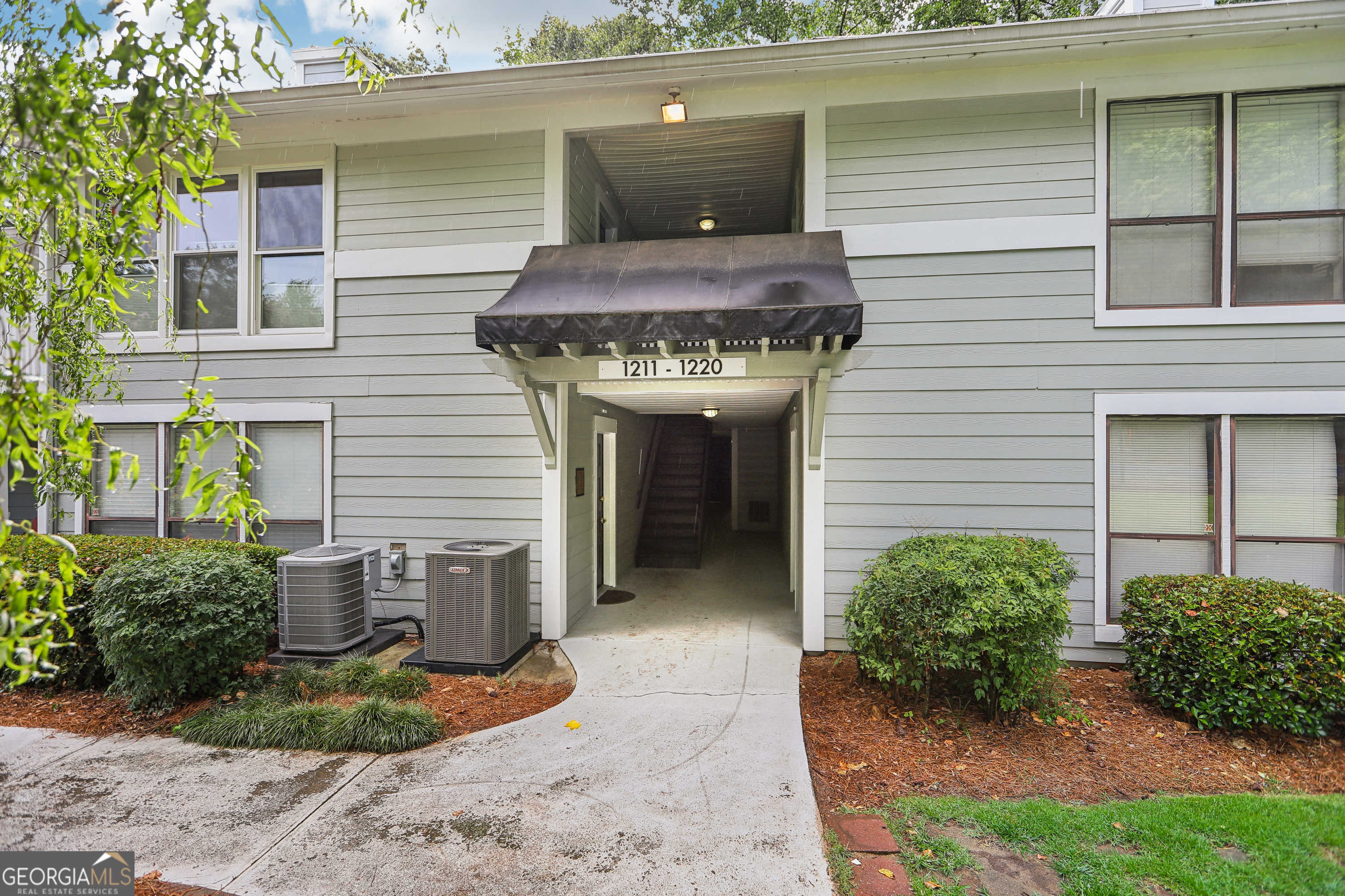 photo 2: 1218 Summit North Drive NE, Atlanta GA 30324