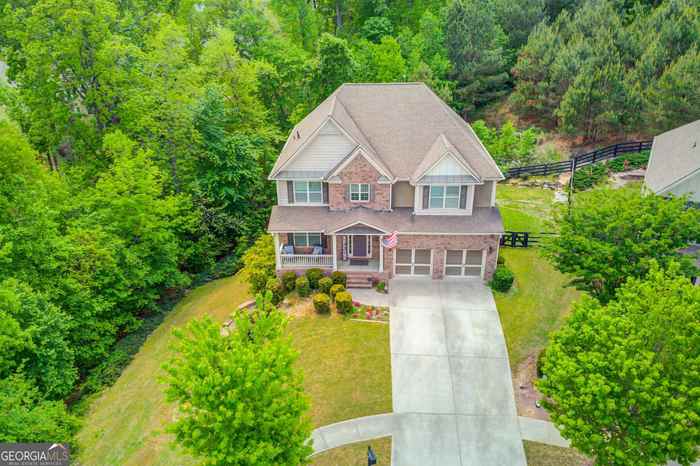 photo 2: 7531 Breezy Lake Lane, Flowery Branch GA 30542