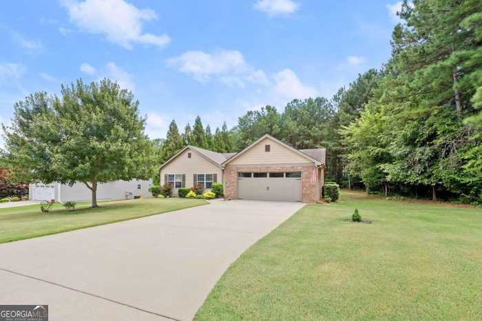 photo 1: 44 Bailey Court, Dawsonville GA 30534