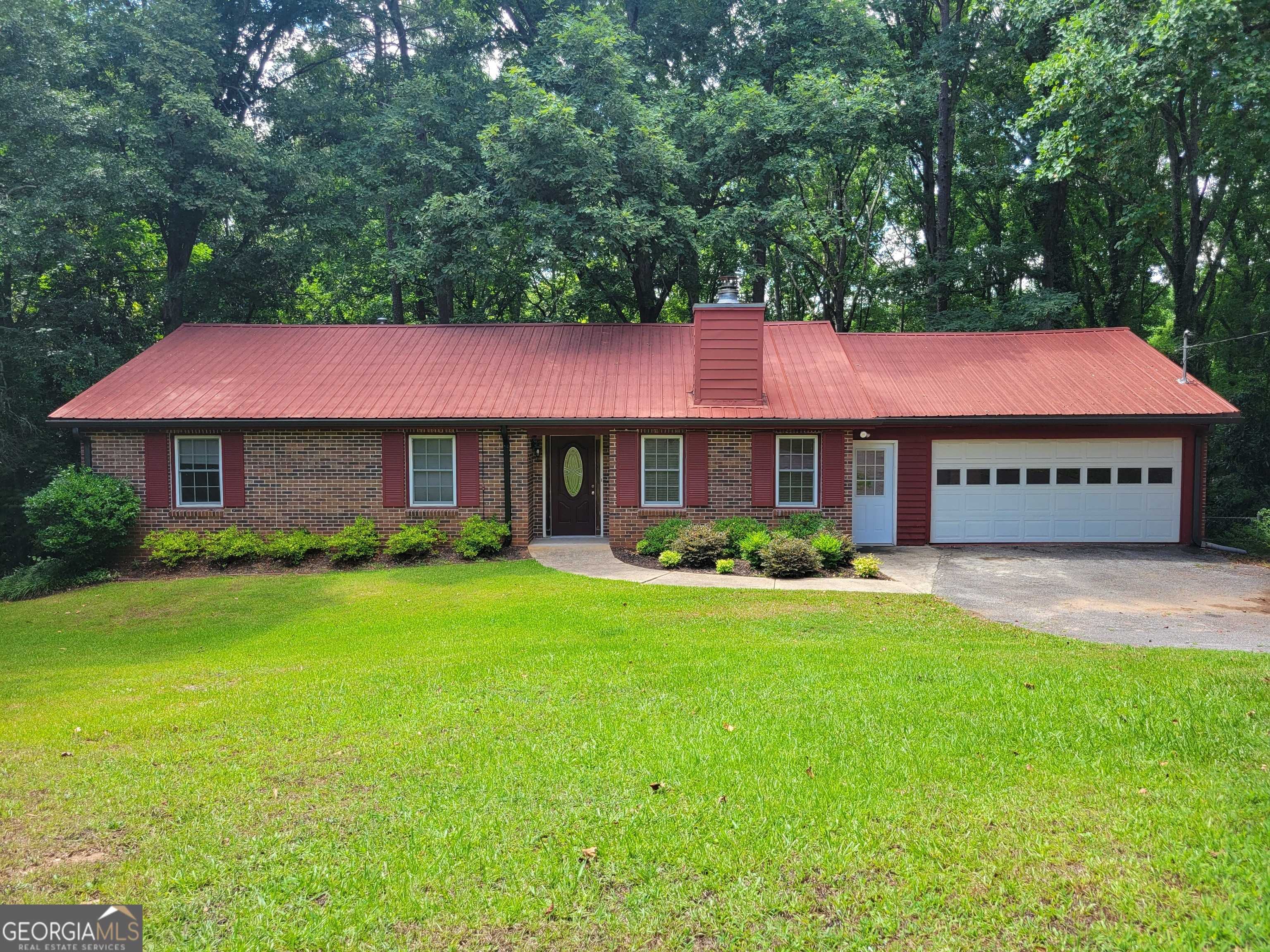 photo 1: 103 Layle Lane, Watkinsville GA 30677