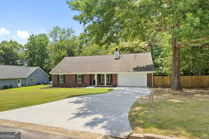 photo 1: 570 Fawn Lane, Loganville GA 30052