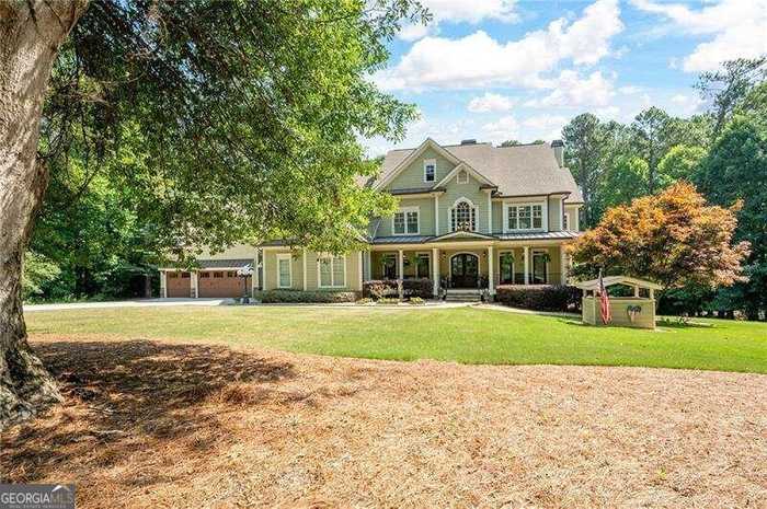 photo 1: 5892 Mccoy Road NW, Acworth GA 30101