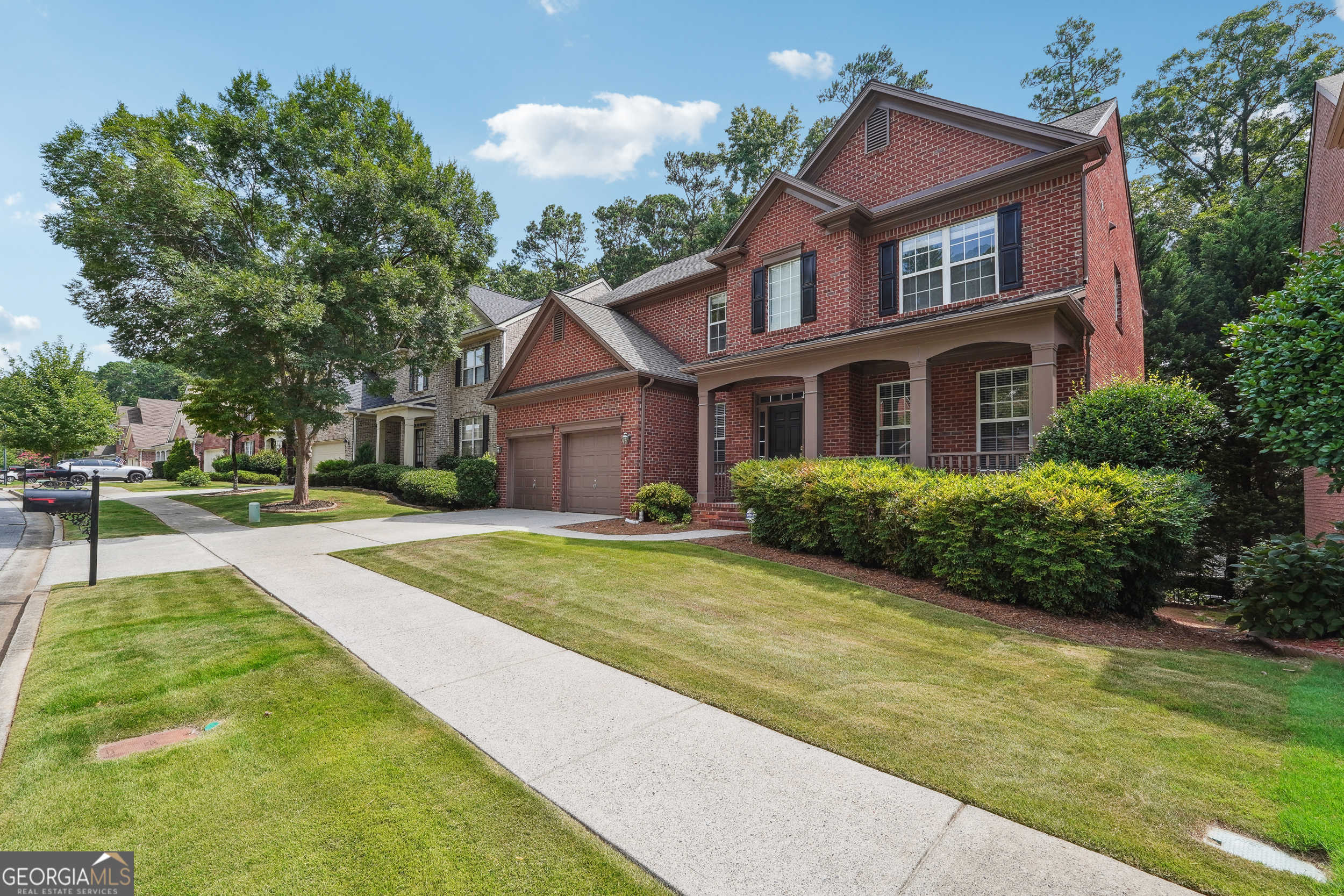 photo 1: 4027 KINGSLEY PARK Court, Peachtree Corners GA 30096