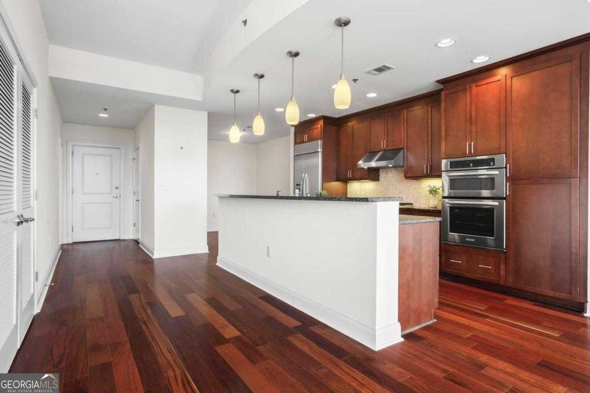 photo 3: 270 17th Street NW Unit 809, Atlanta GA 30363