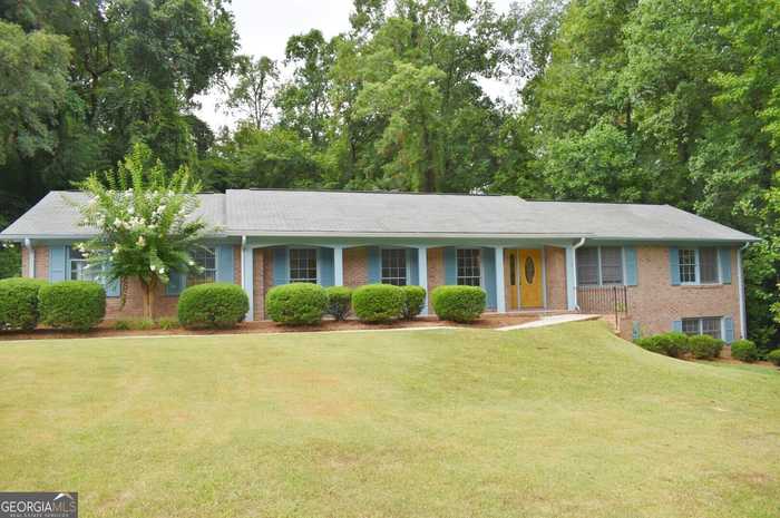 photo 1: 540 Commanche Place, Macon GA 31210