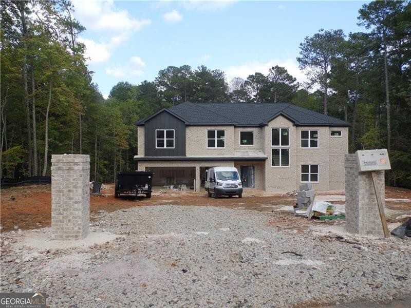 photo 1: 2681 Tree Top Road, Dacula GA 30019