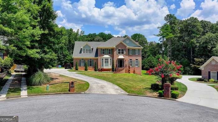 photo 2: 1710 Winding Creek Circle, Snellville GA 30078