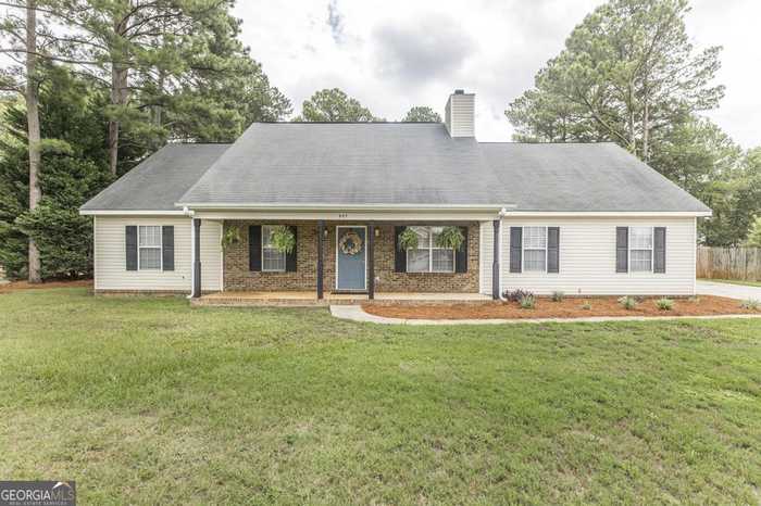 photo 1: 307 Oxton Court, Warner Robins GA 31088