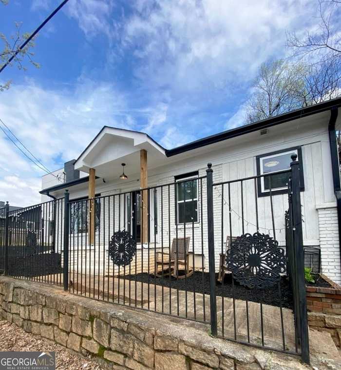 photo 1: 132 Moreland Avenue SE, Atlanta GA 30316