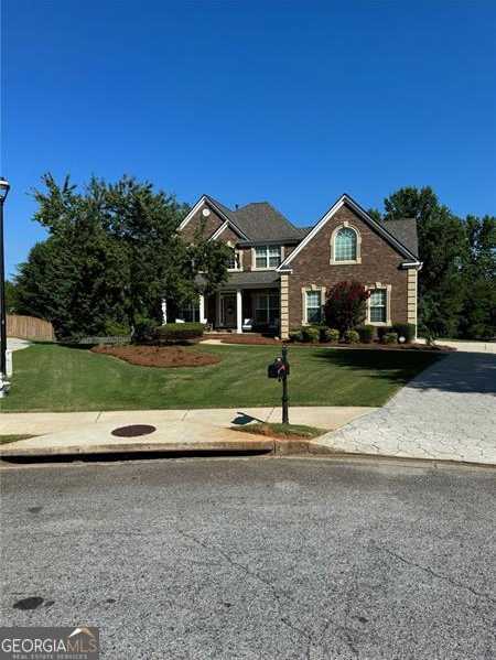 photo 3: 726 FRASER Court, McDonough GA 30253