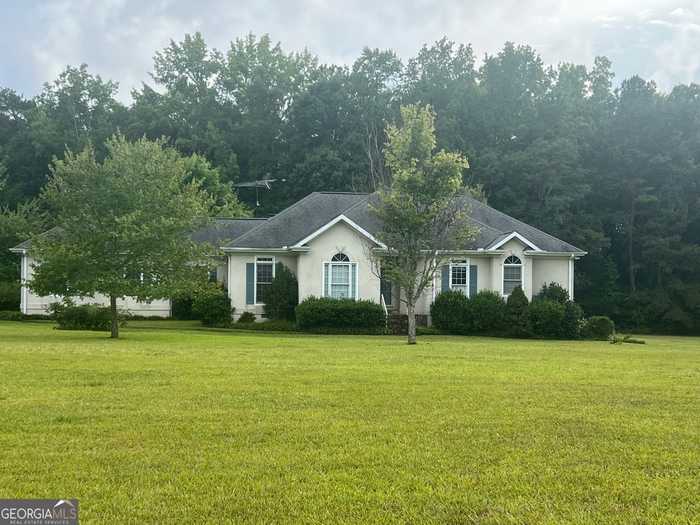 photo 1: 651 Community House Road, Barnesville GA 30204