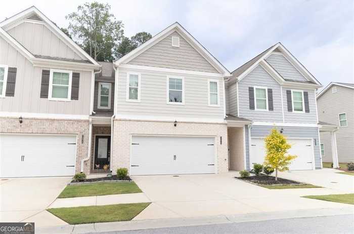 photo 1: 7573 KNOLL HOLLOW Road, Lithonia GA 30058