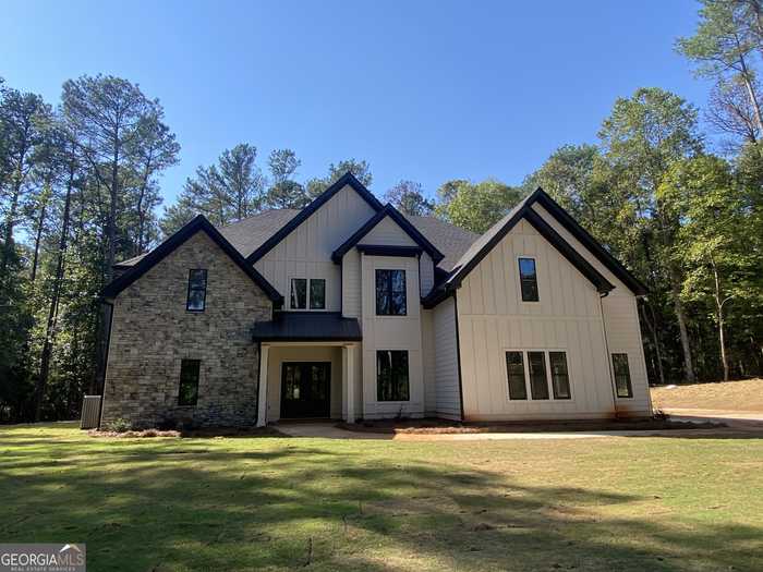 photo 1: 1825 Star Point Road, Carrollton GA 30116