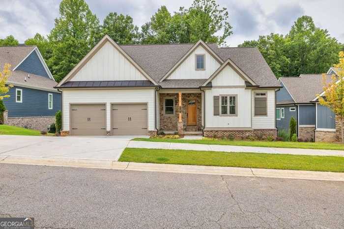 photo 1: 7161 Bluebird Cove, Gainesville GA 30506