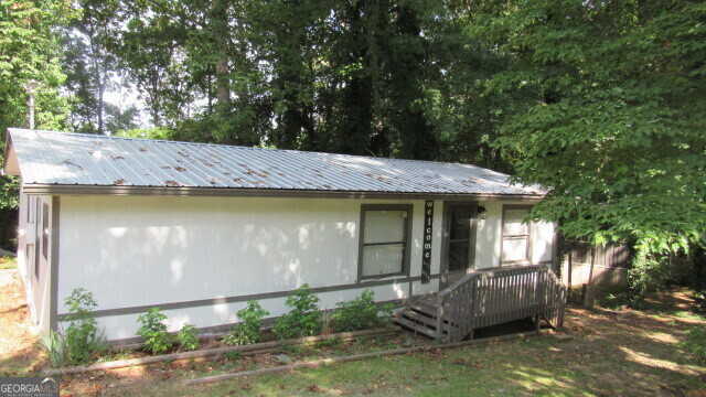 photo 1: 544 Lakeside Trail, Martin GA 30557