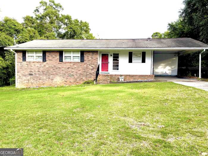 photo 1: 118 Forsyth Street, Fort Valley GA 31030