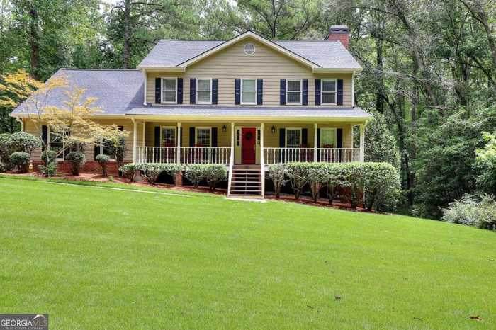 photo 1: 3660 Juhan Road, Stone Mountain GA 30087