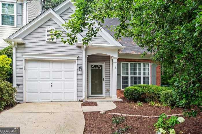 photo 1: 223 KENNINGHALL Lane, Smyrna GA 30082