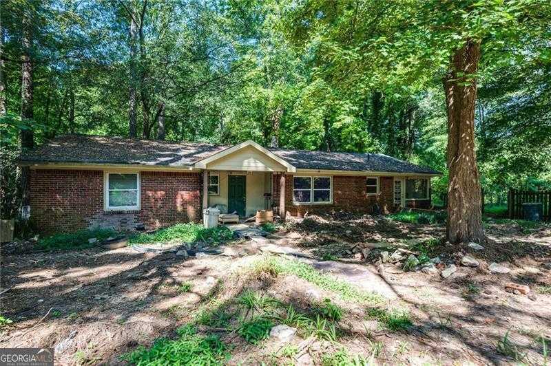 photo 1: 3182 Shadyside Road SW, Marietta GA 30008