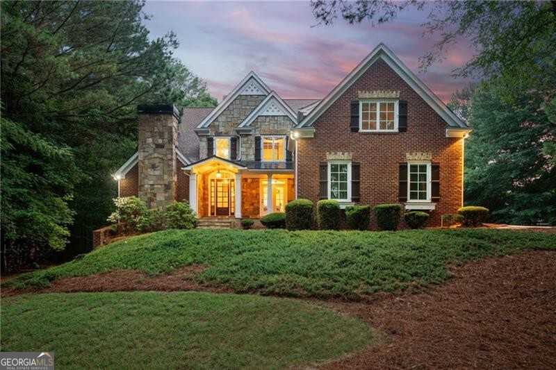 photo 2: 102 Townsend Pass, Alpharetta GA 30004