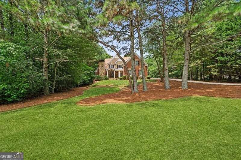 photo 3: 102 Townsend Pass, Alpharetta GA 30004