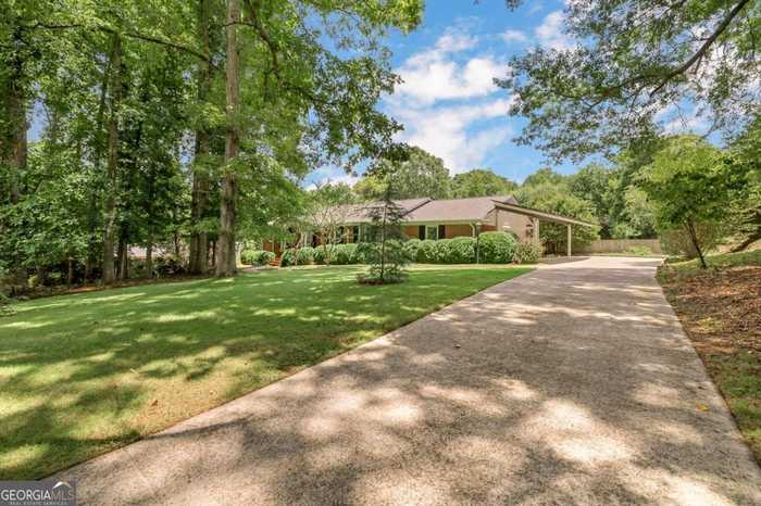 photo 1: 205 Riverview Road, Athens GA 30606