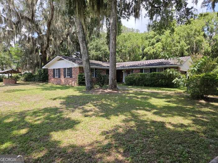 photo 1: 708 W Bealey Street, St. Marys GA 31558