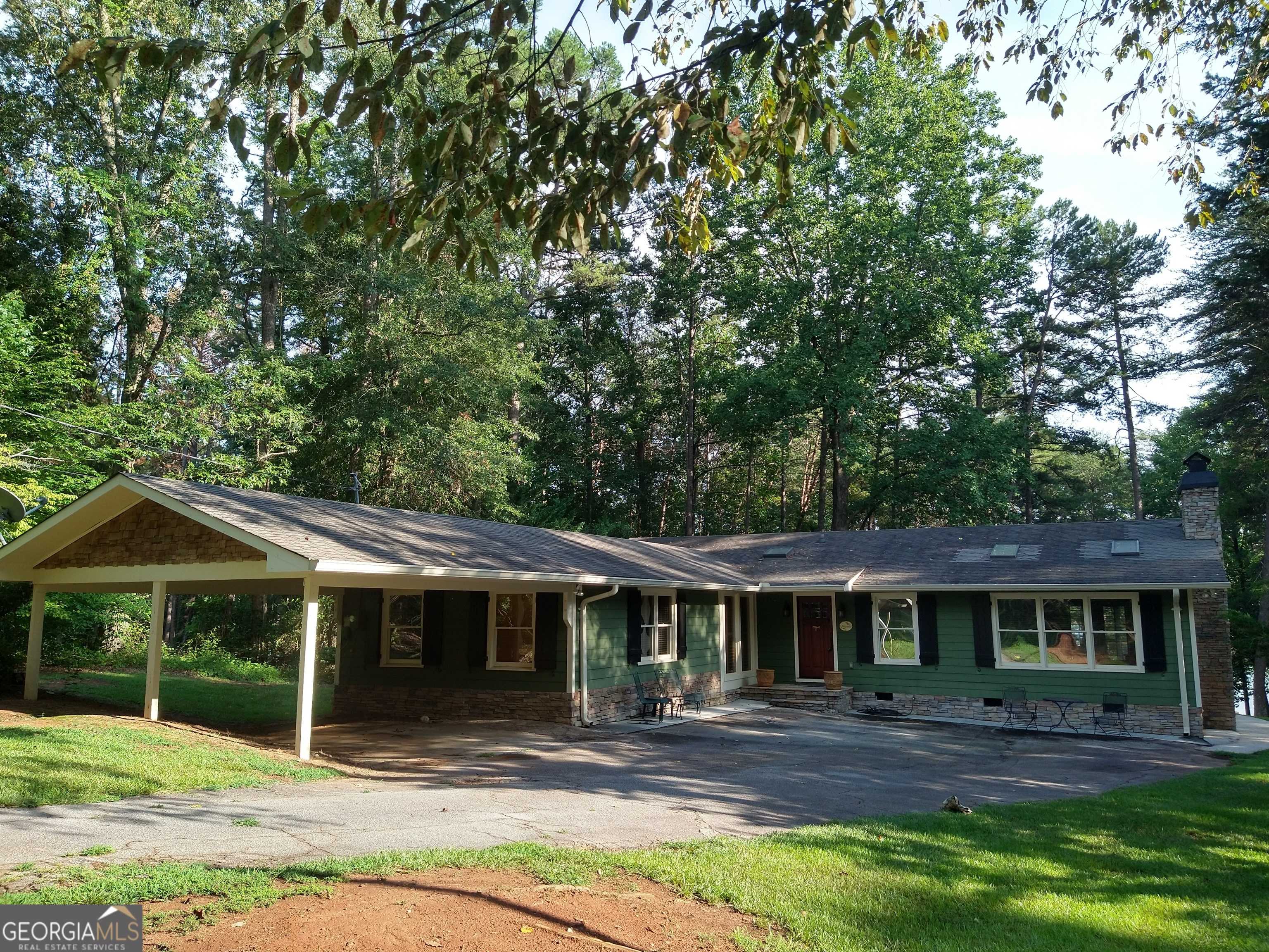 photo 3: 526 Riverbend Road, Lavonia GA 30553