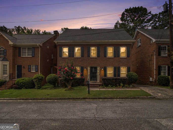 photo 1: 3182 Henderson Walk, Atlanta GA 30340