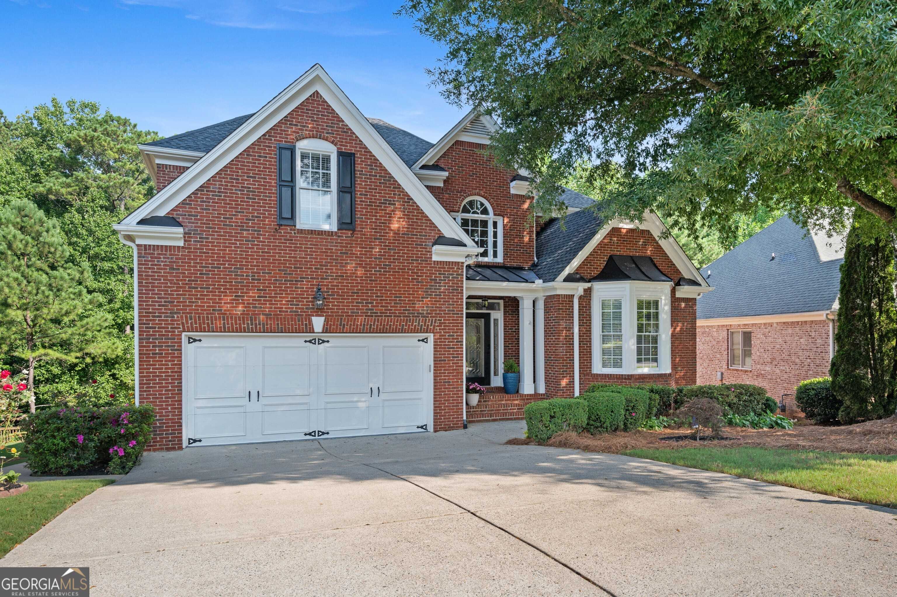 photo 1: 12762 Waterside Drive, Alpharetta GA 30004