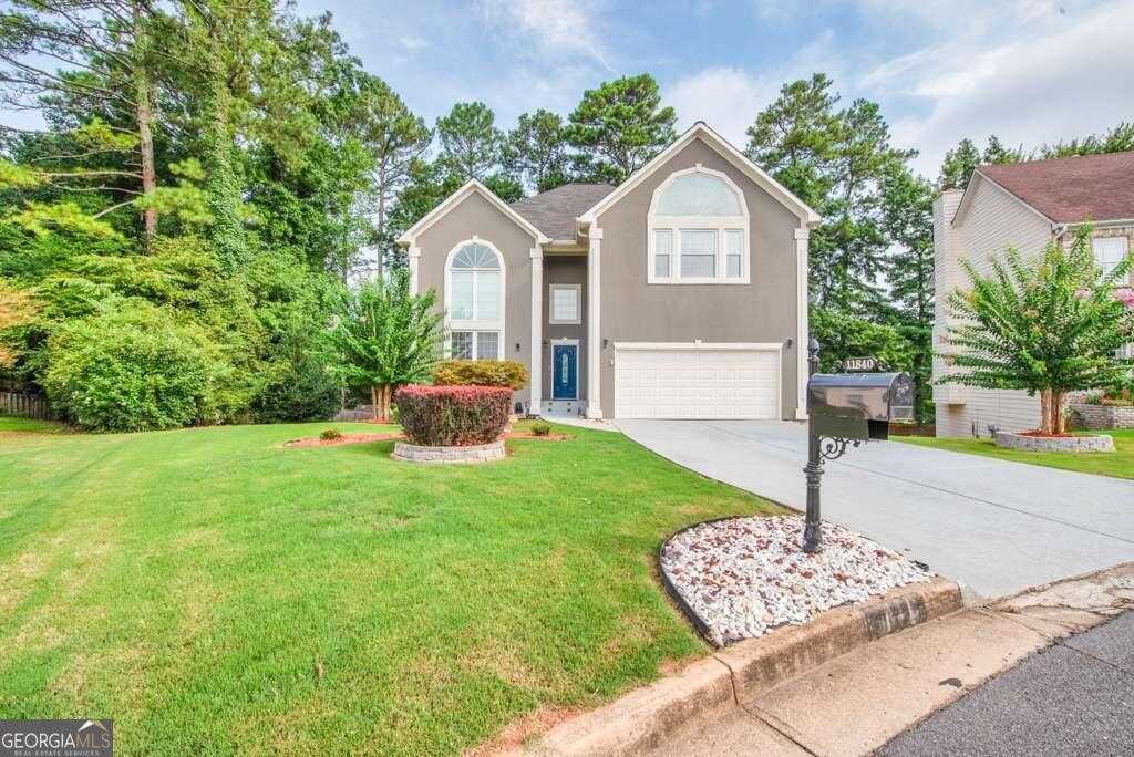 photo 2: 11840 Red Maple Forest Drive, Alpharetta GA 30005