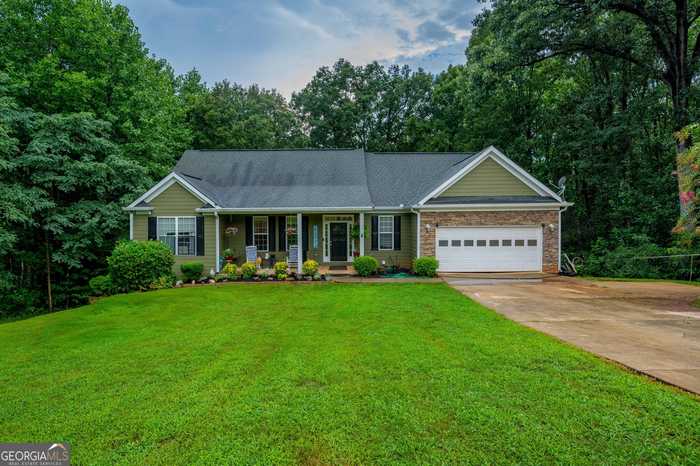 photo 1: 43 Bunt Lane, Pendergrass GA 30567