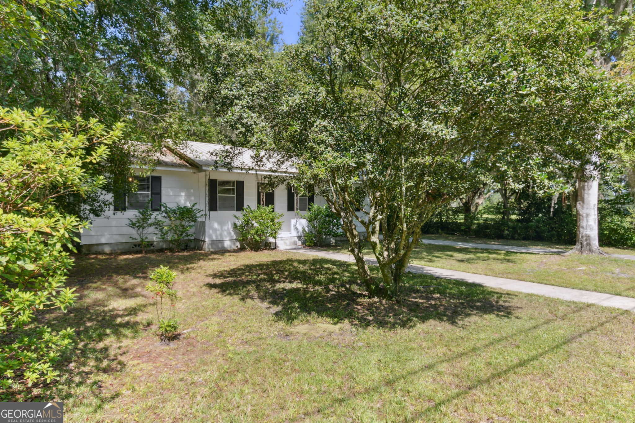 photo 3: 106 Yvonne Avenue, Woodbine GA 31569