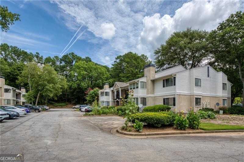 photo 2: 1203 Wingate Way, Atlanta GA 30350